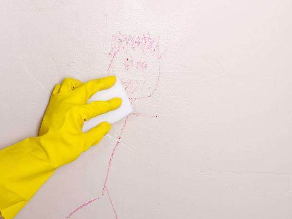儿童房墙壁涂满蜡笔 室内墙上孩子画的蜡笔怎么除掉