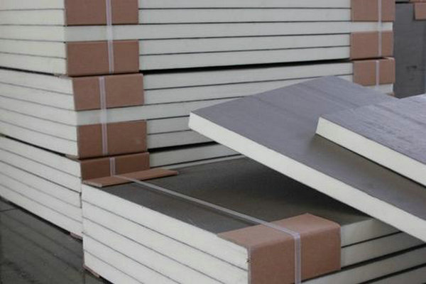 聚氨酯保温板和挤塑板哪个好（聚氨酯保温板和挤塑板区别）