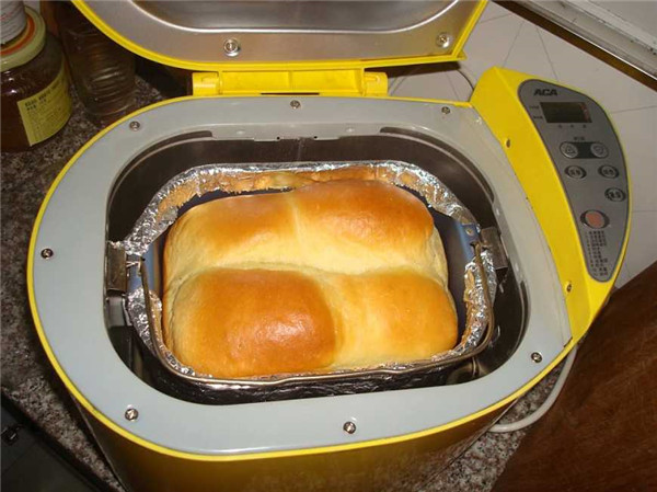 面包机怎么制作面包 面包机怎么制作面包一定放黄油吗