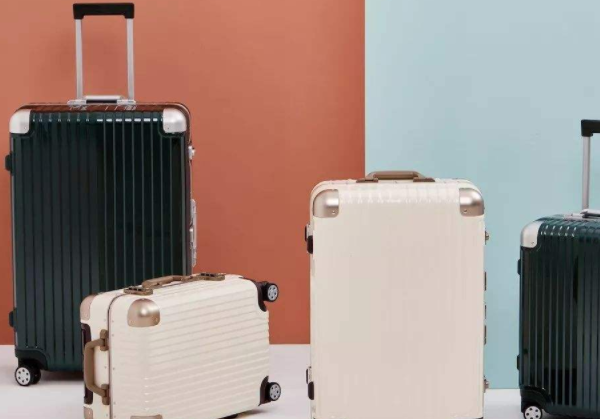飞机行李箱尺寸要求 飞机行李箱尺寸要求24寸行吗