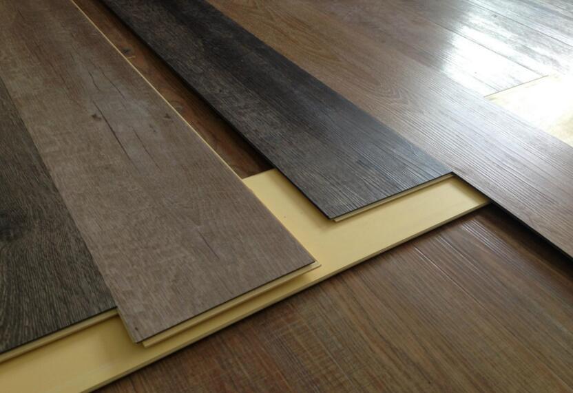 锁扣地板和实木地板 如何选购和保养锁扣地板？