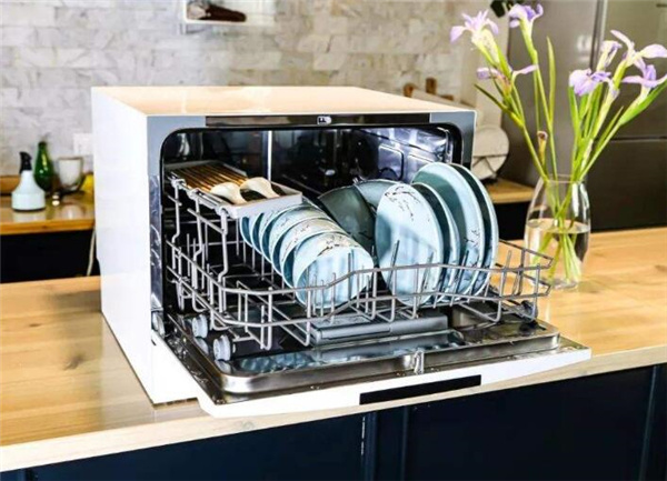 洗碗机洗涤剂怎么放 长期用洗碗机对身体有害吗 洗碗机洗涤剂哪种好