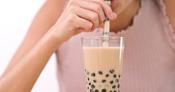 胶原蛋白奶茶能美容养颜？ 专家：喝少了没用 喝多了长胖