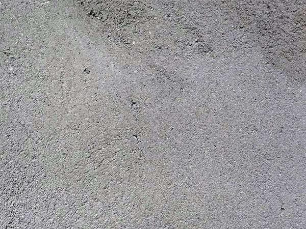 水泥地面起砂的缘由剖析 水泥地面起砂的缘由剖析图片