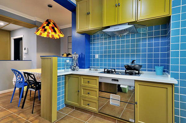 厨房墙砖什么颜色好 适合厨房里的墙砖颜色