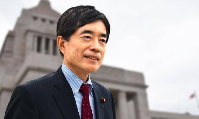 3名内阁大臣接连辞职，岸田文雄道歉