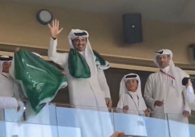 世界杯上迎来“高光时刻”，沙特王储正重回国际舞台？