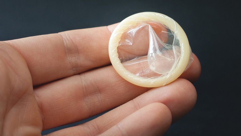 超市卖假避孕套 便利店买到假避孕套惹阴道炎