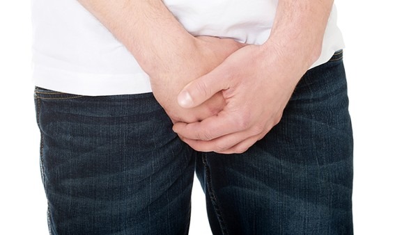 男人睾丸疼痛是怎么回事？睾丸疼可能是3种病，要对症治疗