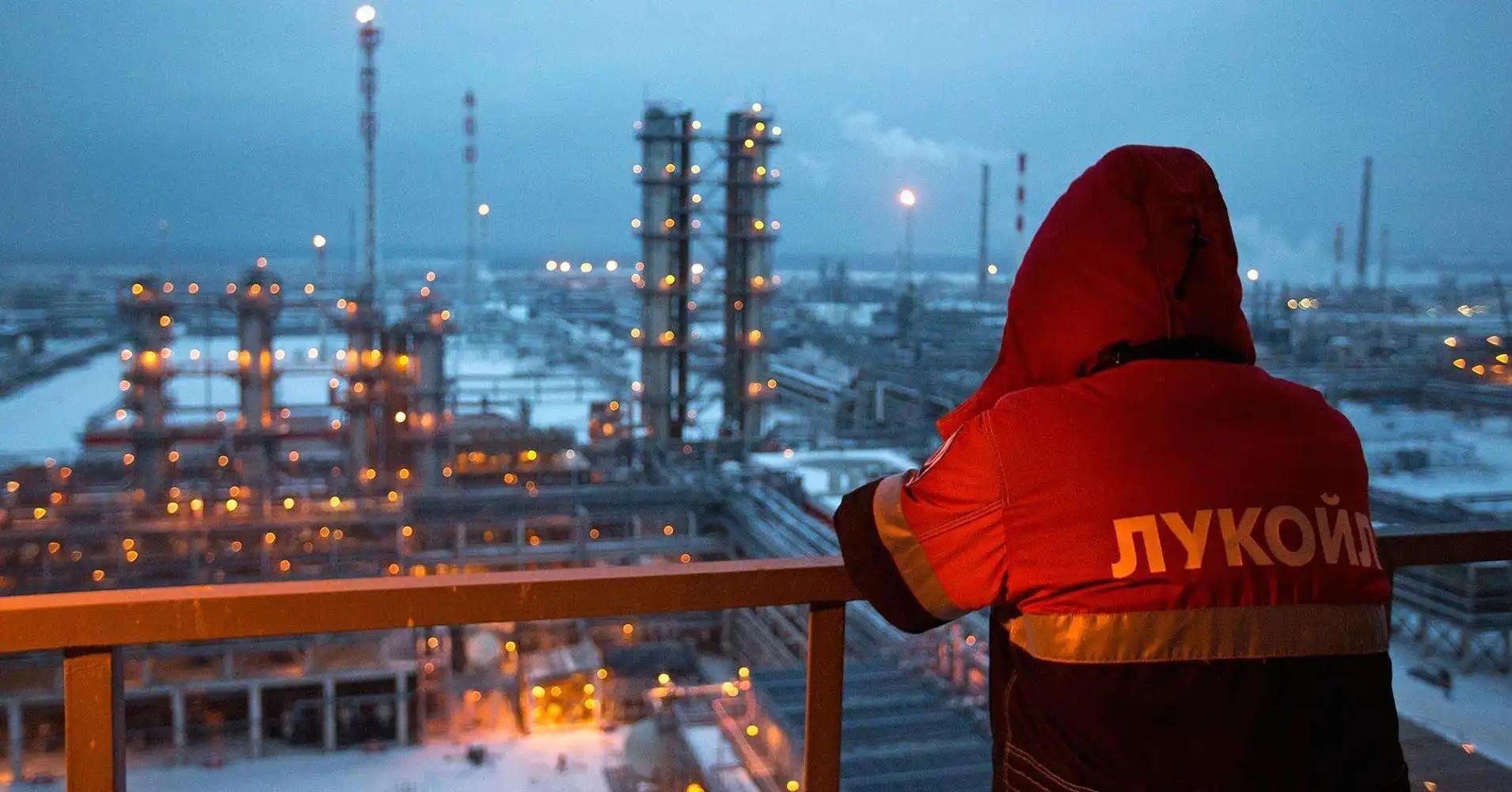 面对西方石油“限价令”，俄方正在酝酿三个选项