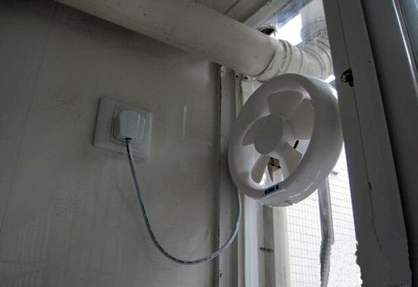 浴室排风扇安装方法 又学了一招！