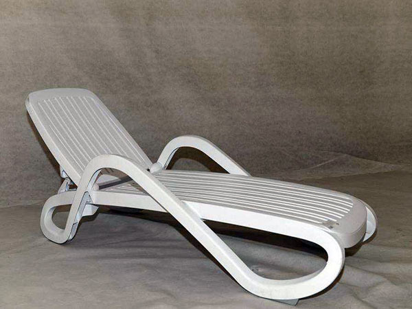 休闲躺椅材质都有哪些 我喜欢第三种
