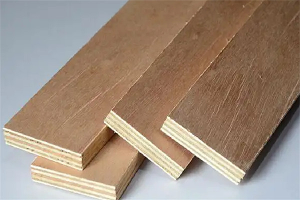 刨花板和密度板哪个好一点 刨花板和密度板的区别是什么