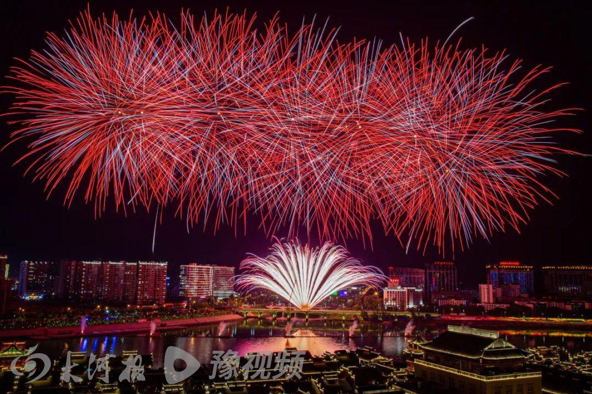 郑州通告允许市民在除夕等时间燃放烟花爆竹，经销商紧急找货