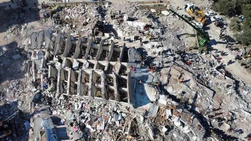 土耳其“一片天堂”整体坍塌，首席建筑设计师卷款外逃被捕！这里曾是避震人士的首选家园