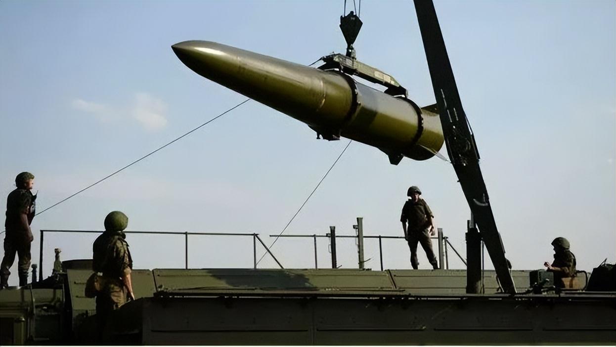 英国挑衅，俄罗斯硬刚，普京宣布将在白俄部署战术核武器