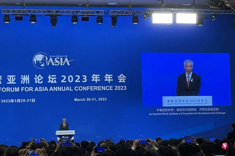 李显龙：亚洲各国应该继续加强与中国的关系，亚洲应一直保持开放