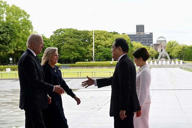 外媒：参观广岛和平纪念馆时，拜登没有为美曾向日投放原子弹道歉   