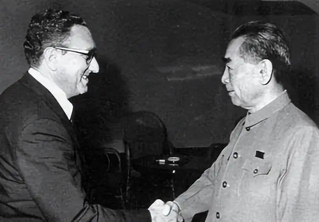 中国驻美大使谢锋会见美国前国务卿基辛格 