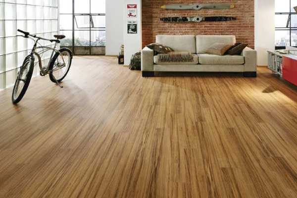 各种地板材质的优缺点是什么 地板材质哪个更好