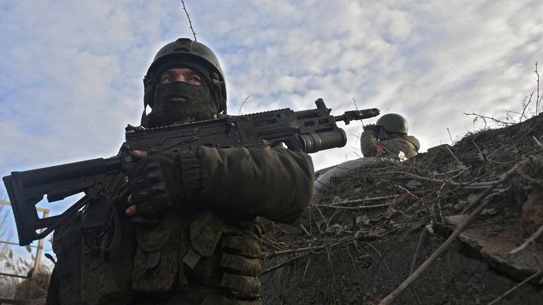 俄媒：乌军连续第二天试图发动“大规模进攻”，组织化程度更高、人数更多