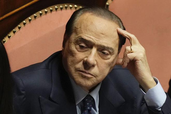 快讯！外媒：意大利将于14日在米兰大教堂为贝卢斯科尼举行国葬   