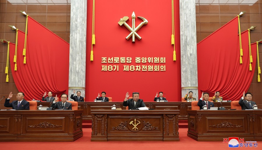 朝鲜劳动党召开扩大会议，称军事侦察卫星发射失败是“最严重错误”