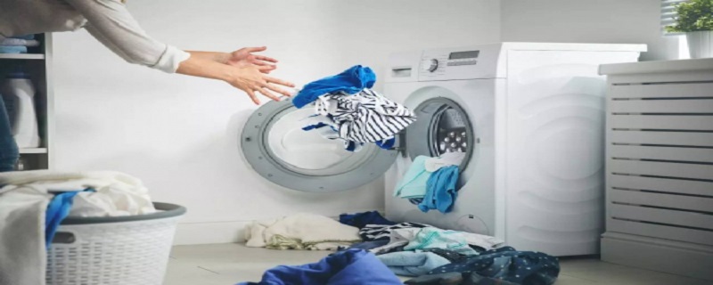 袜子放洗衣机里洗会带来细菌吗