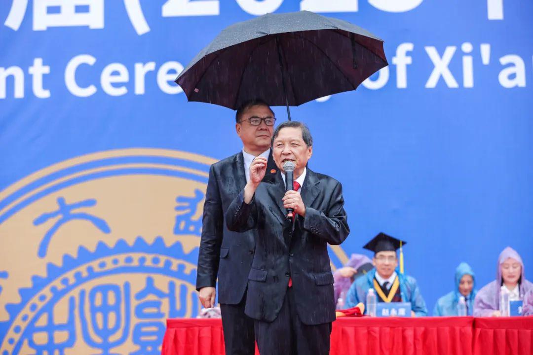 “网红校长”王树国：如果大学还孤芳自赏，将落后于社会的发展