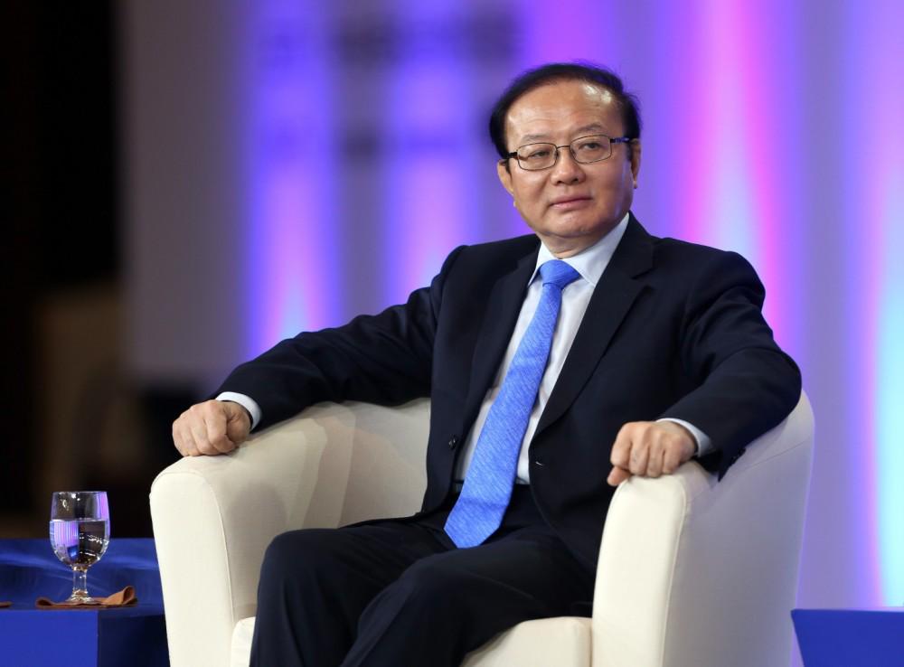 商务部原副部长魏建国：中国出口管制芯片重要原材料只是开始 中国反制的工具还有很多