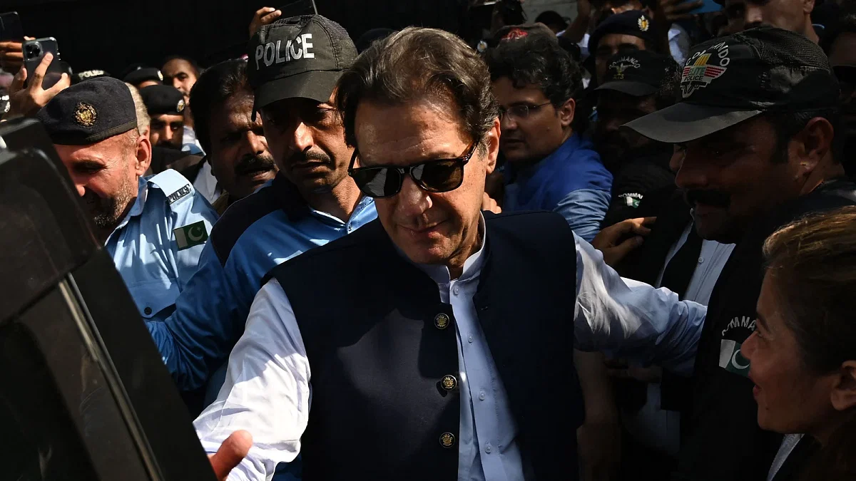 快讯！外媒：巴基斯坦前总理伊姆兰·汗因贪污罪被法院判处三年监禁