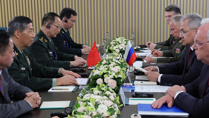 中俄防长今年第三次会面，“莫安会”释放什么信号？