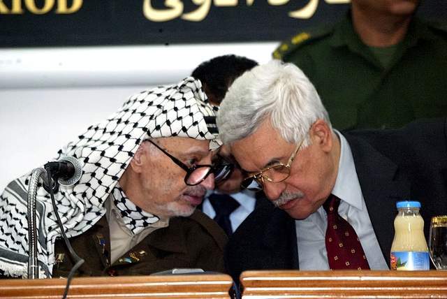 88岁的阿巴斯，能否带领巴勒斯坦走出困局？丨一撇一捺