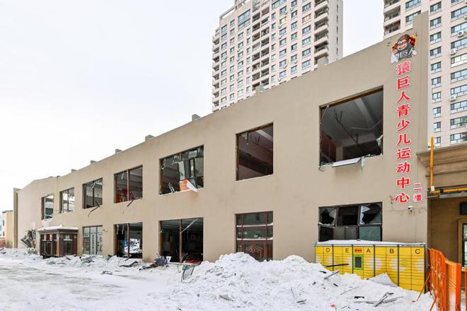 黑龙江桦南体育馆坍塌事故：3个少年消逝在雪夜