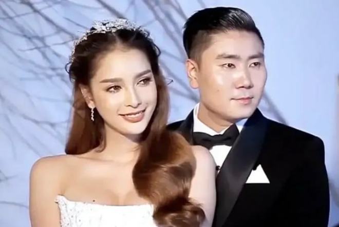 七年前，那个娶了泰国“最美人妖”的北京富商，如今他后悔了吗？