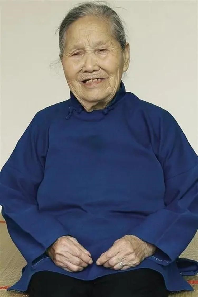 湖南127岁寿星，从清朝一直活到2020年，13个子女却无人活过18岁