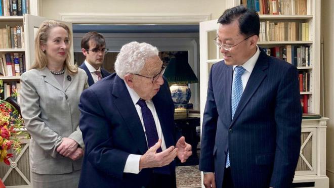 中国驻美国大使谢锋：历史将铭记基辛格这位百岁老人为中美关系作出的贡献 
