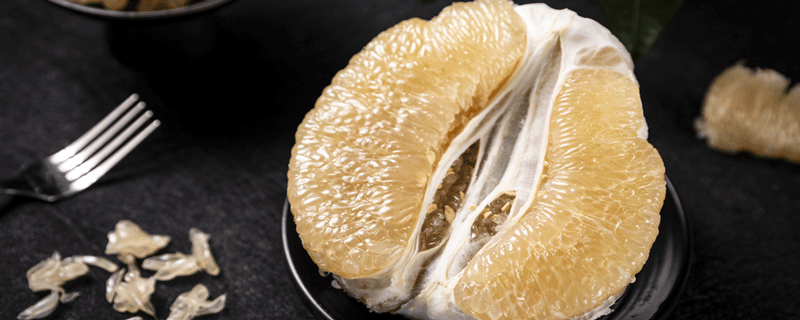 为什么吃柚子肚子容易胀气（为什么吃了柚子会肚子痛）