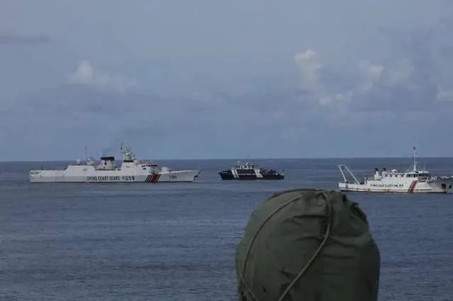 【解局】中国海警局就菲律宾非法侵闯黄岩岛发表谈话，释放出哪些信号？