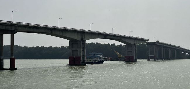 广州沥心沙大桥“断裂”事故：官方通报称“船员操作失当”，并回应相关加固项目多次延期质疑