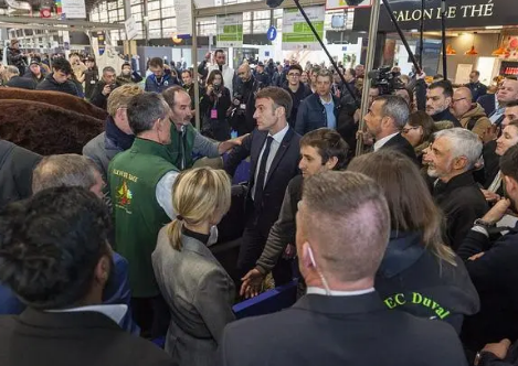 农博会遭遇抗议者高喊“马克龙辞职” 法国总统第二任期或面临大考验