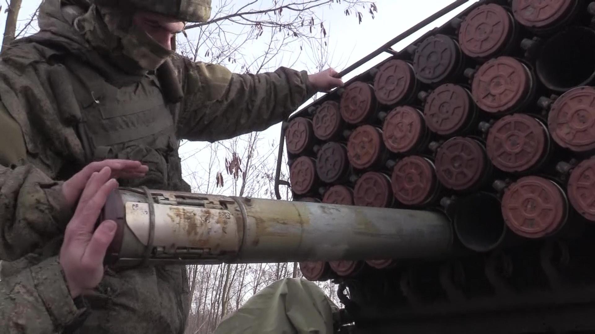 火力对比悬殊！北约情报：俄军发射炮弹量是乌军5倍，产能为西方3倍