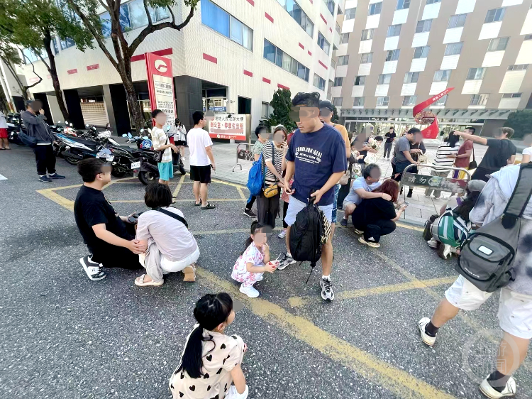 台湾花莲县海域地震已造成10人死亡934人受伤